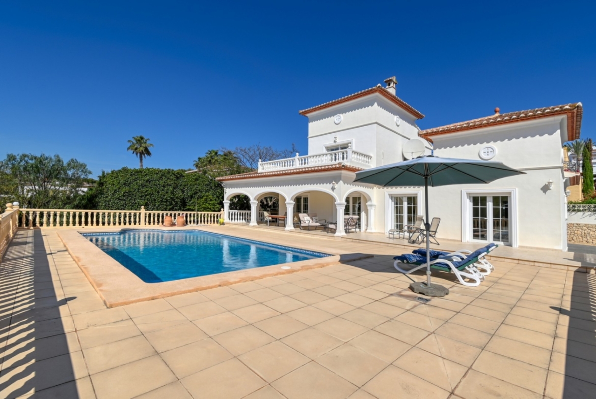 RE02-658901 villa zum verkauf in Moraira