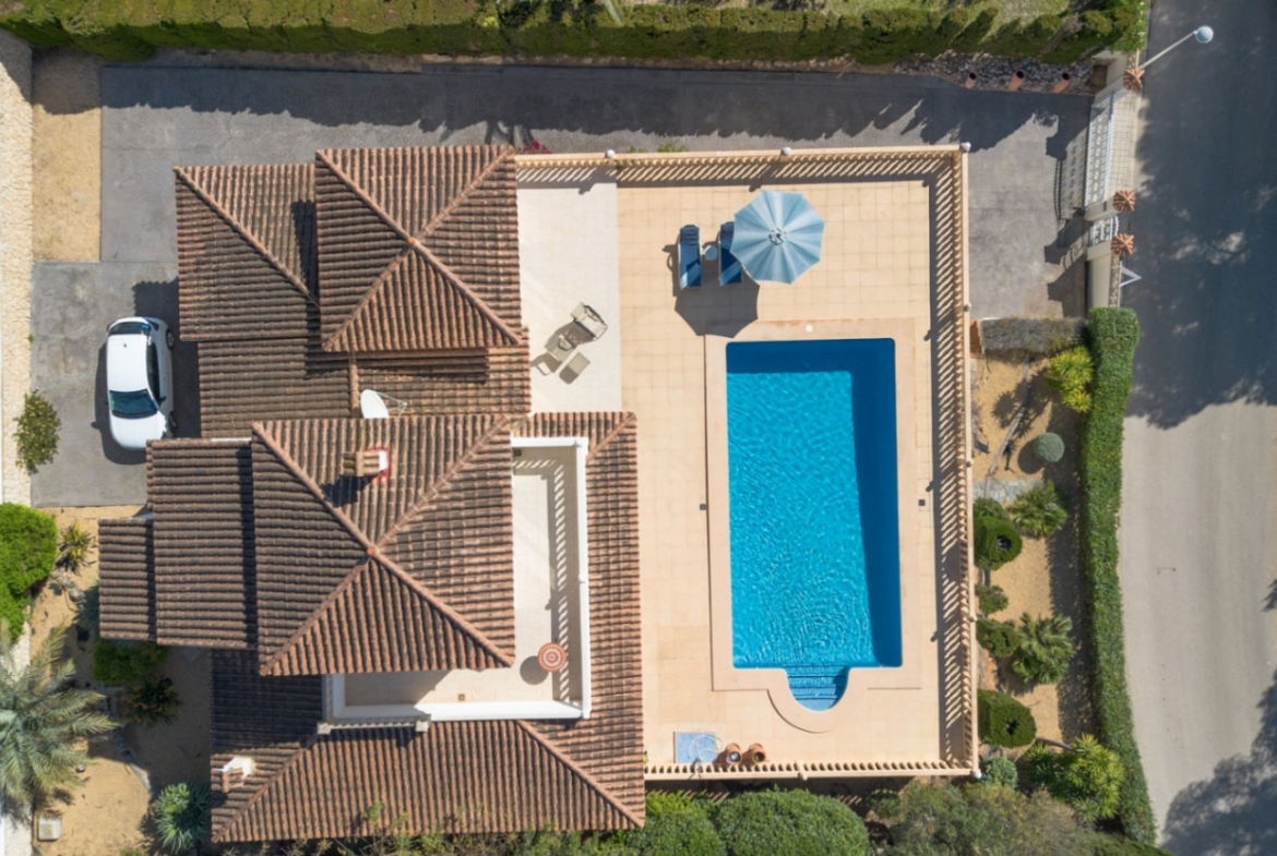 RE02-658901 villa zum verkauf in Moraira
