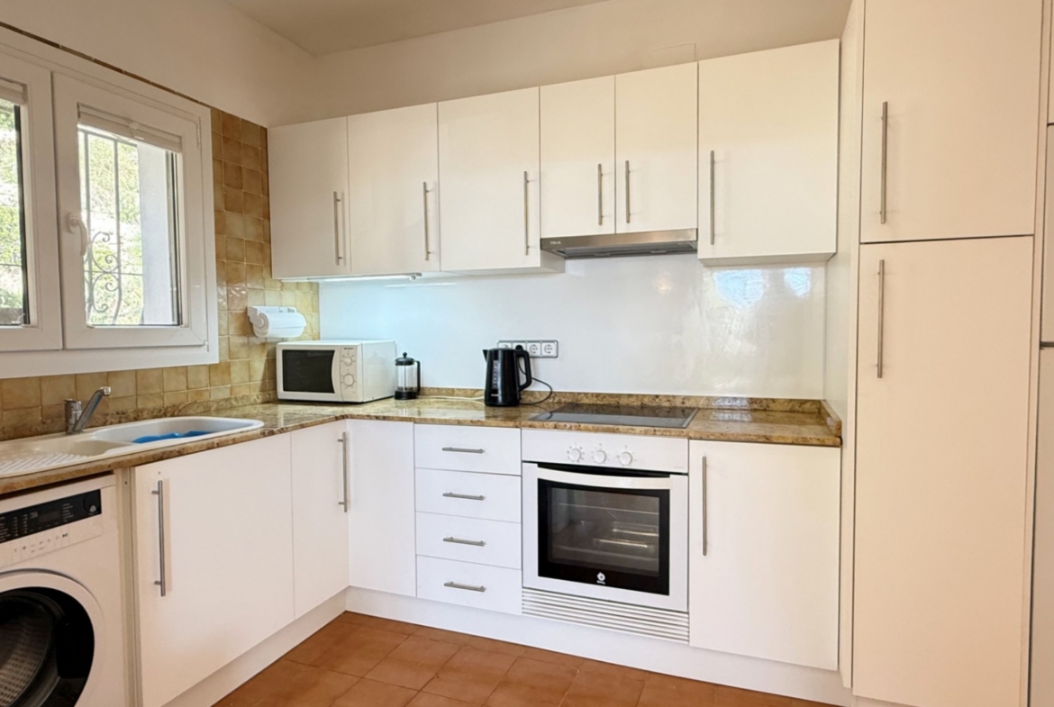 RE02-920685  apartment à la vente à Moraira