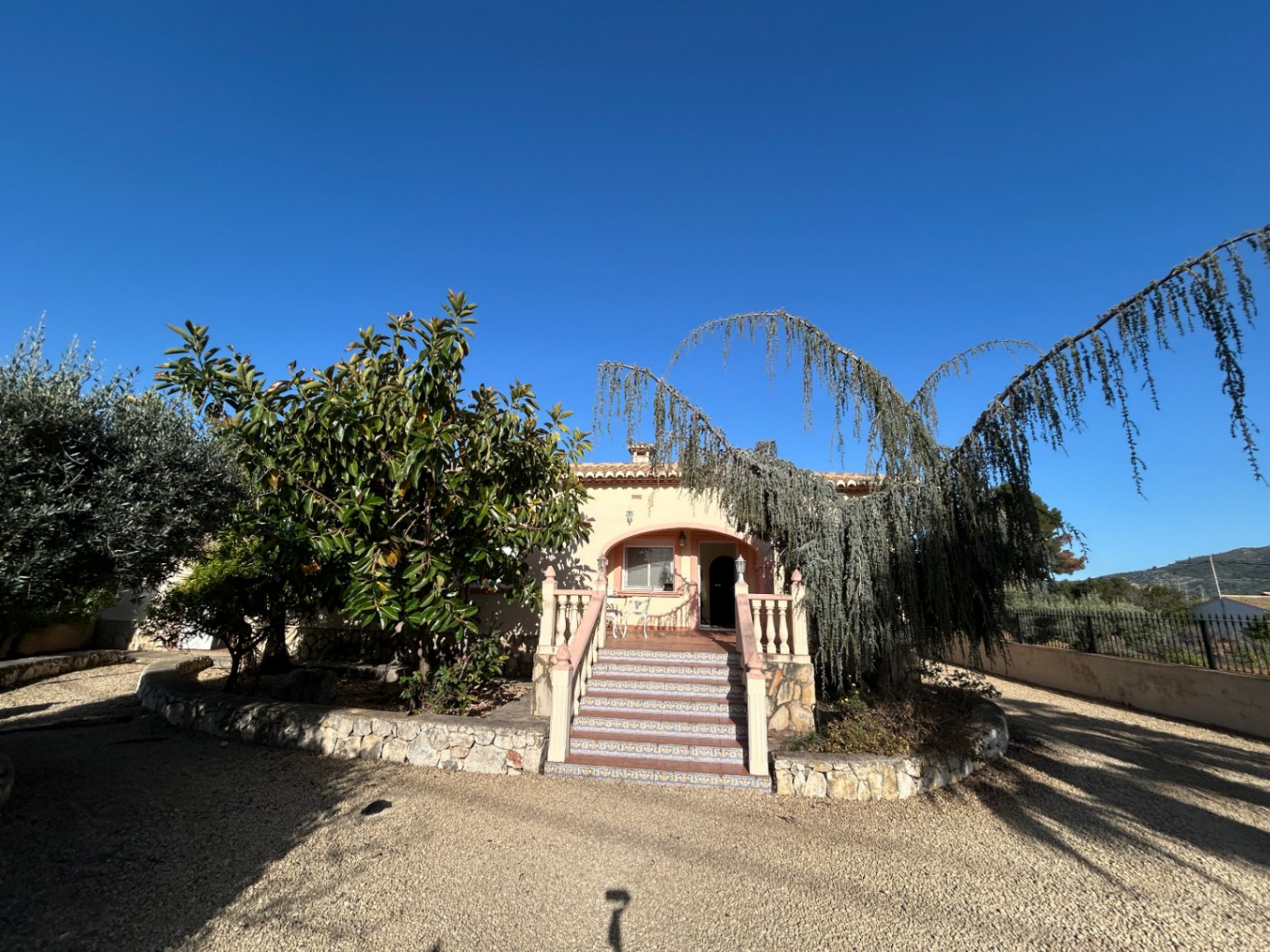 RE02-447952  villa à la vente à Jalón