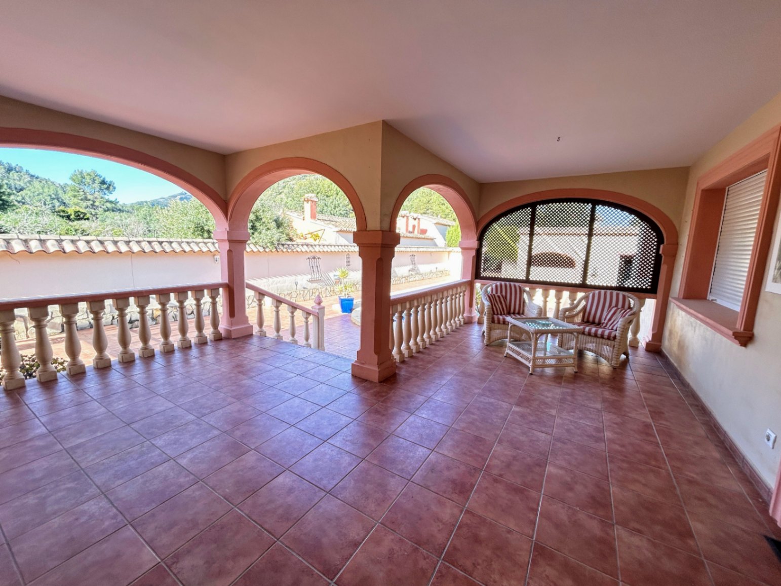 RE02-447952  villa à la vente à Jalón