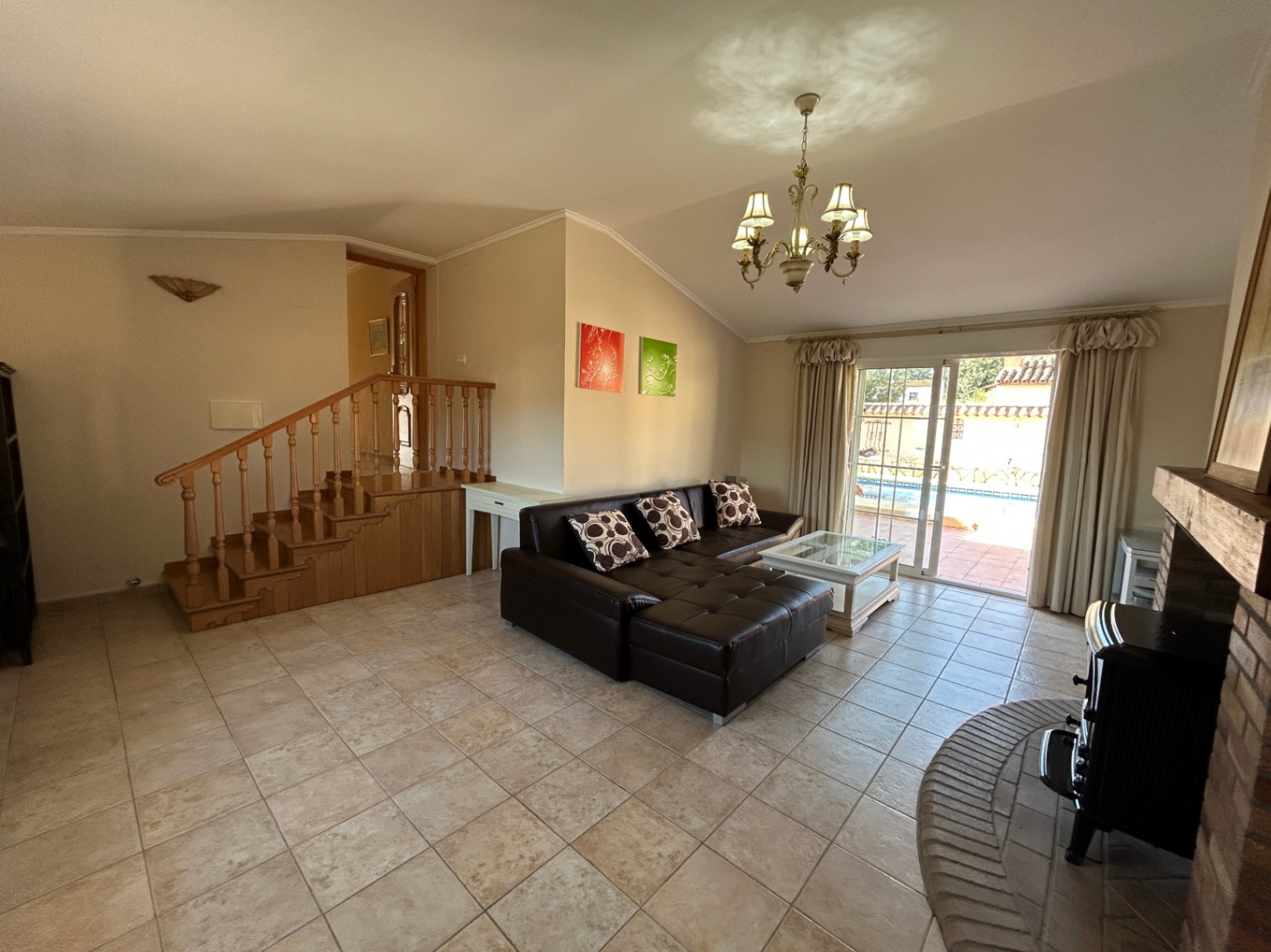 RE02-447952  villa à la vente à Jalón