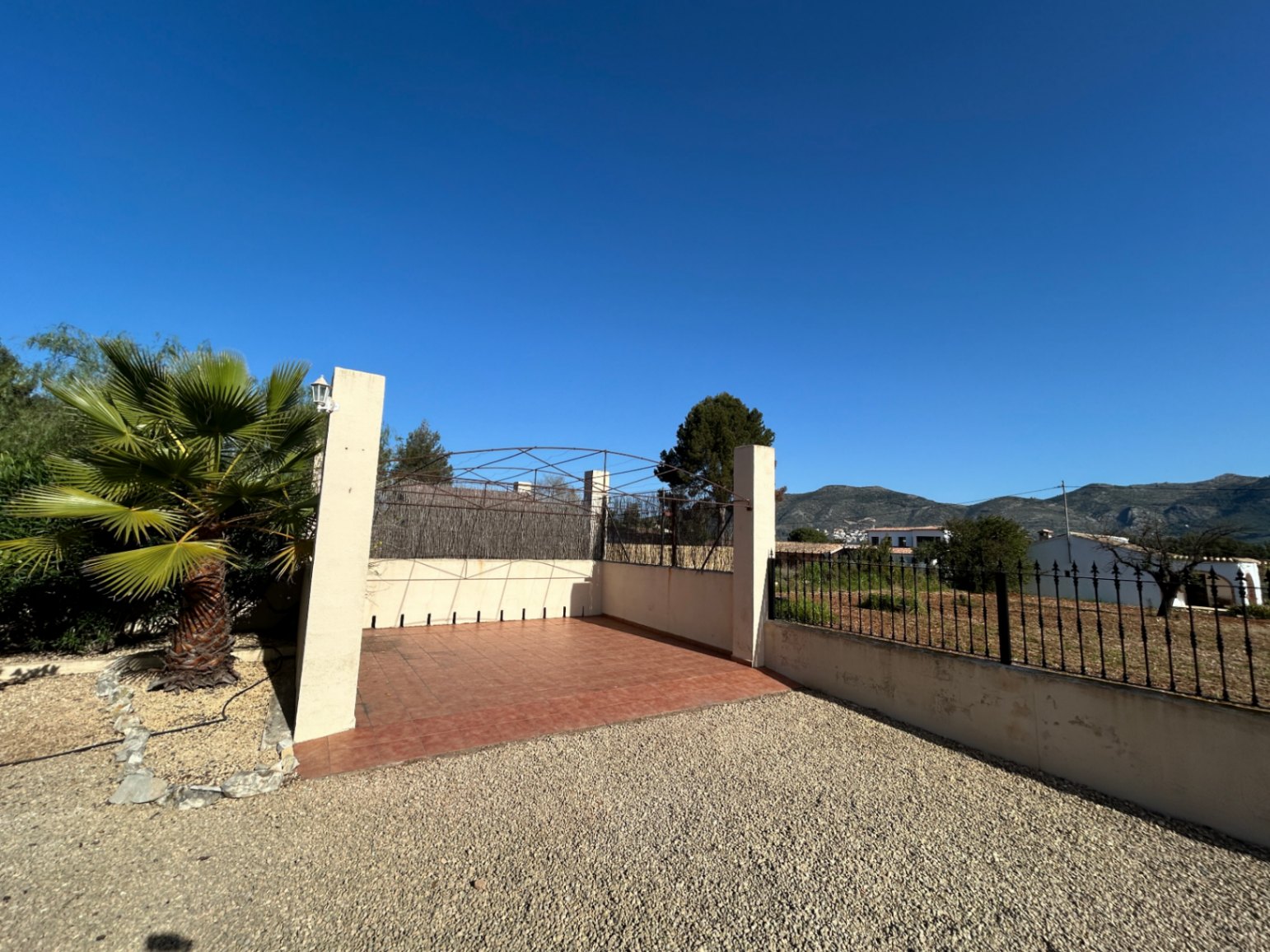 RE02-447952  villa à la vente à Jalón