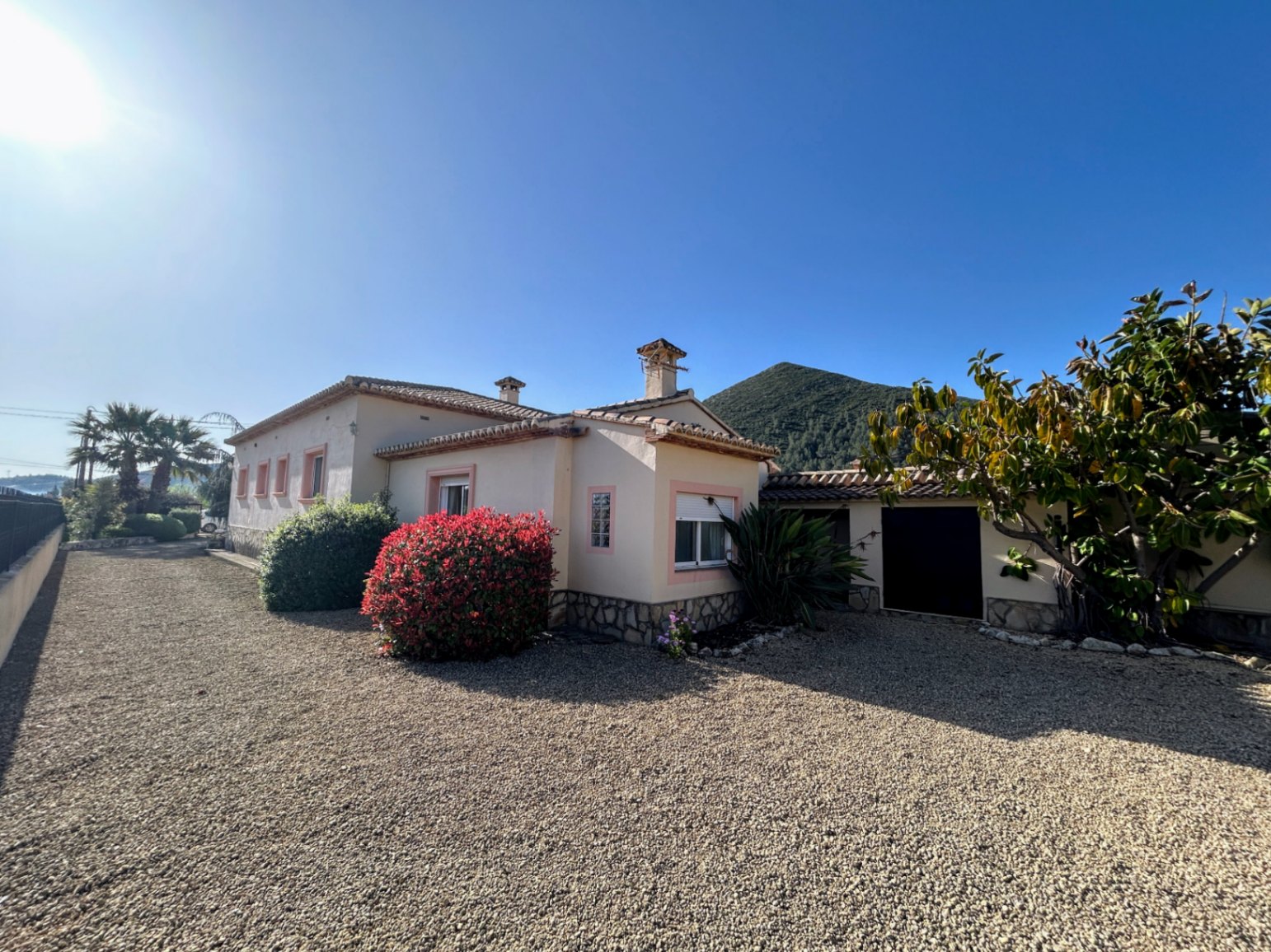 RE02-447952  villa à la vente à Jalón