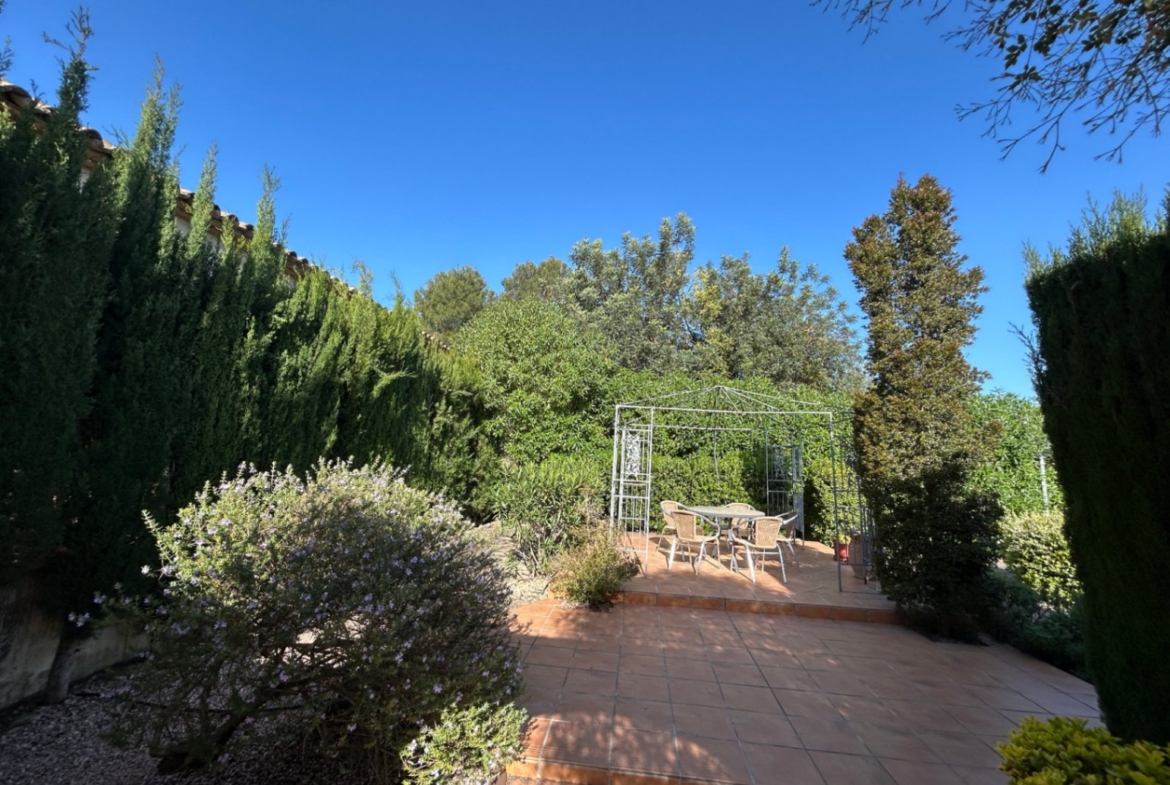 RE02-447952  villa à la vente à Jalón