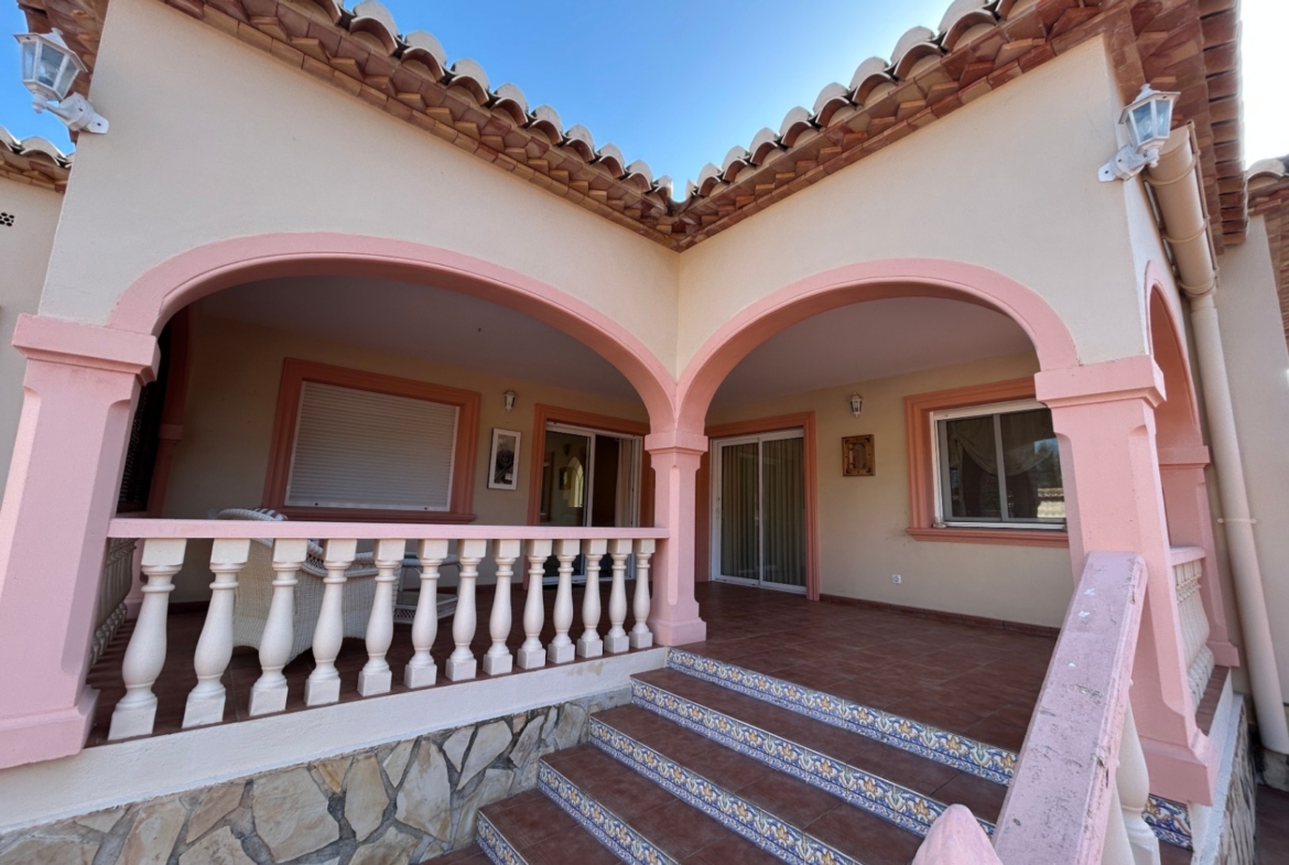 RE02-447952  villa à la vente à Jalón