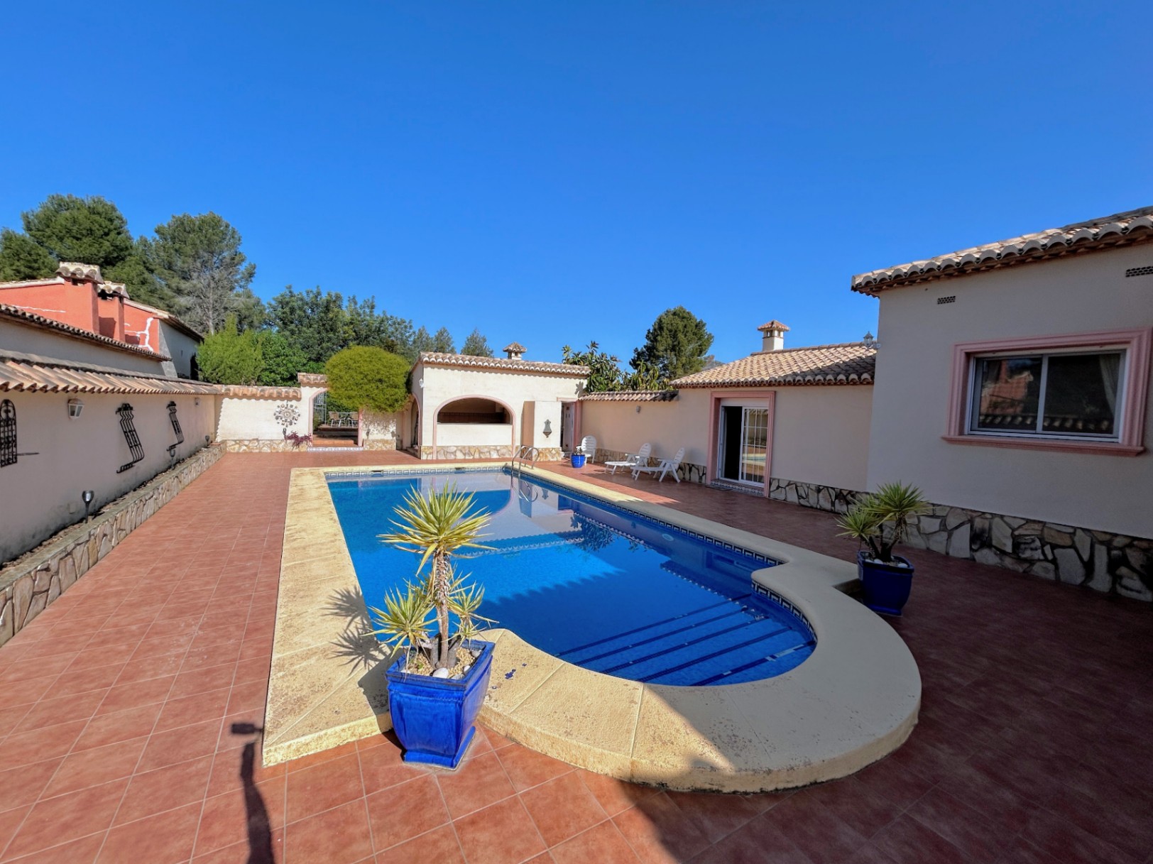 RE02-447952  villa à la vente à Jalón