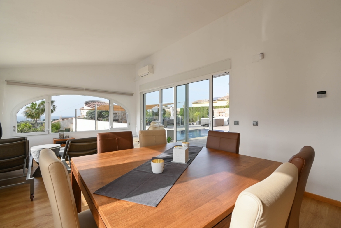 RE02-937934 villa zum verkauf in Moraira