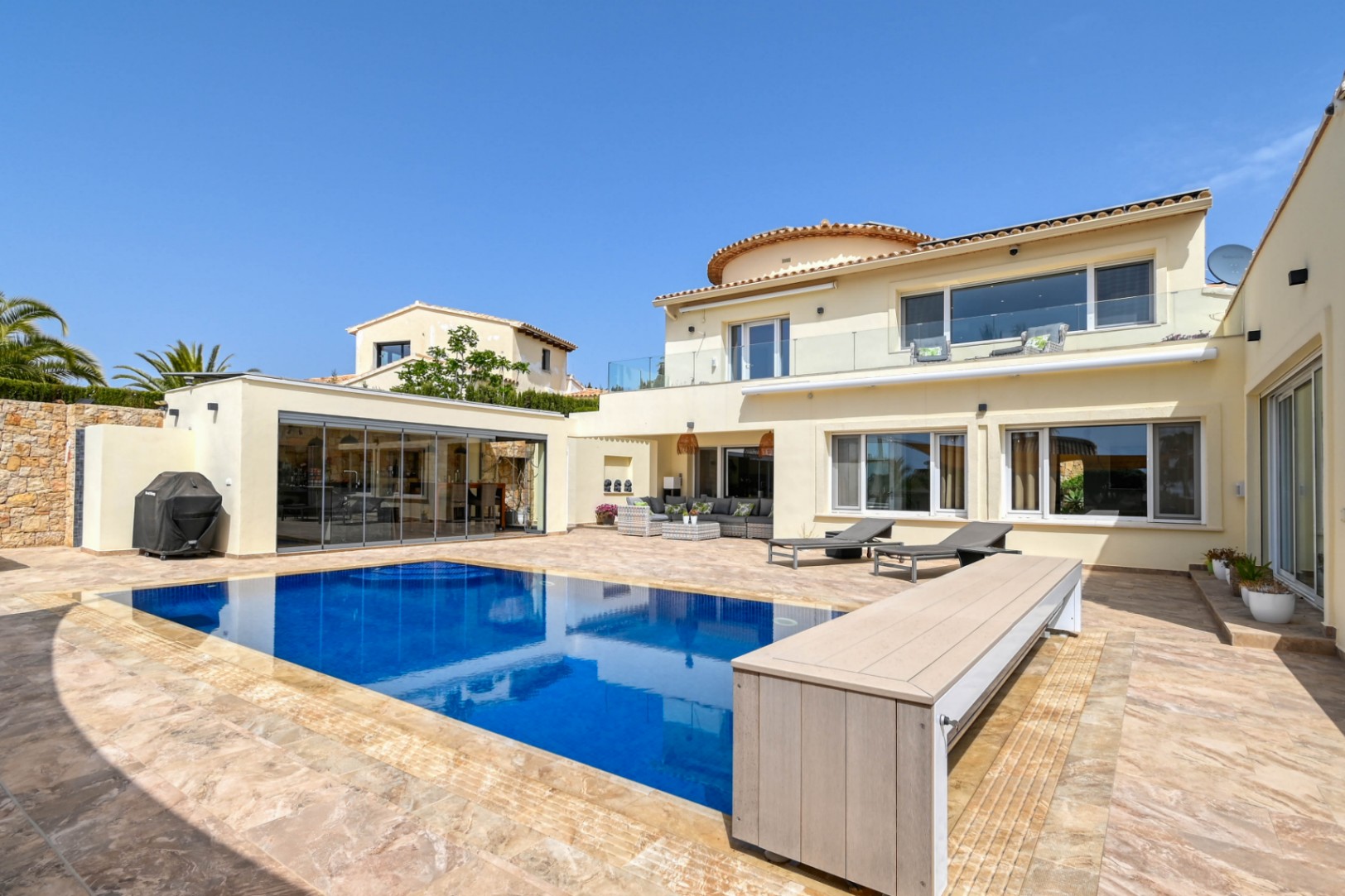 RE02-937934 villa zum verkauf in Moraira