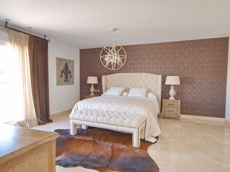 RE09-1I6EZCA Villa for sale in Benissa