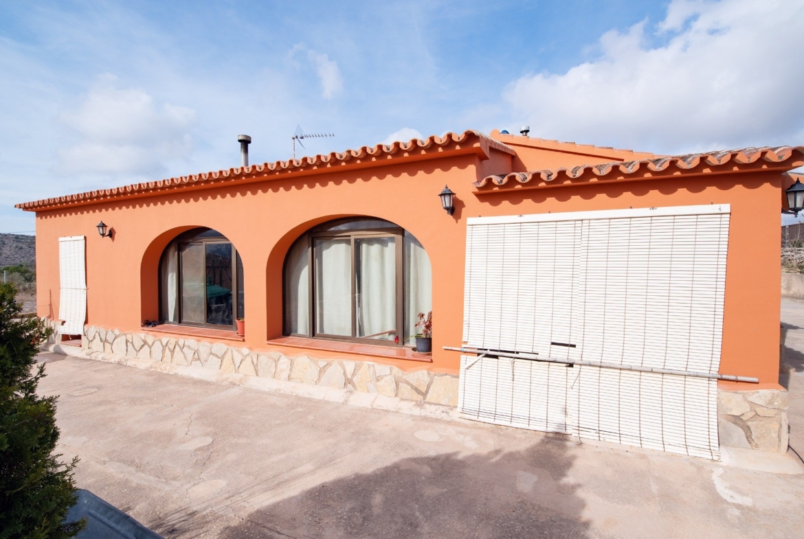 RE06-138KTVB Finca / Country Property zum verkauf in Benissa