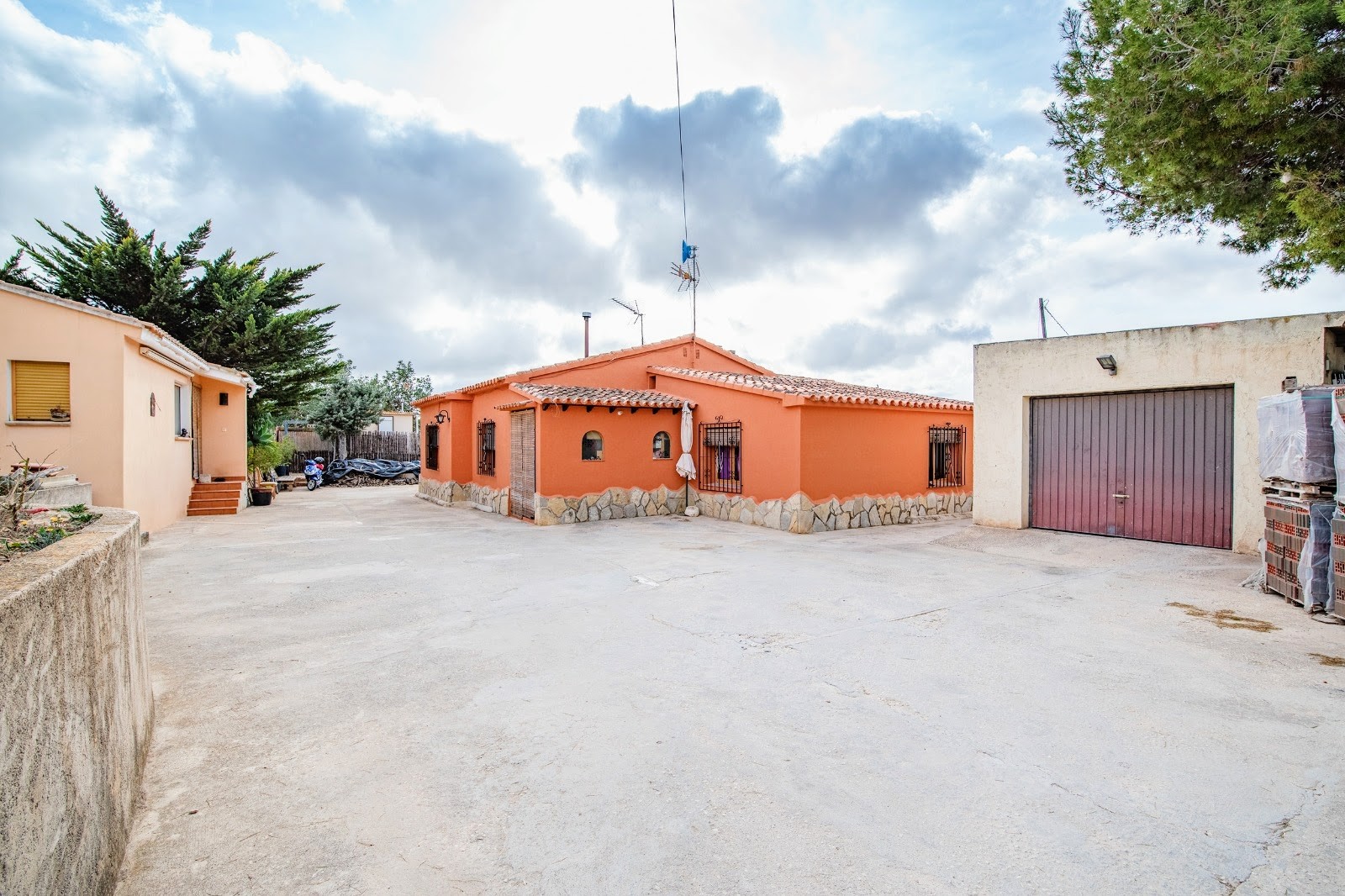 o_1i4rritlvpo41iv5n1r1hi71f983j RE06-138KTVB Finca / Country Property zum verkauf in Benissa