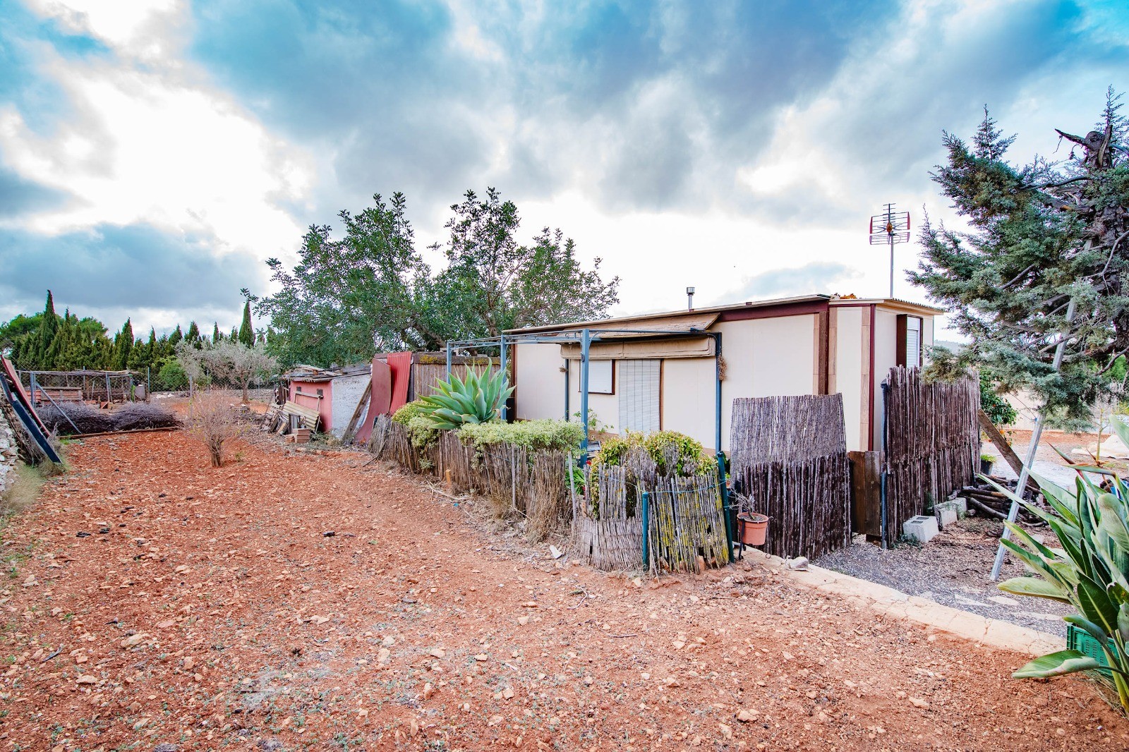 o_1i4rritm012ef5eh1120c5eo6q4g RE06-138KTVB Finca / Country Property zum verkauf in Benissa