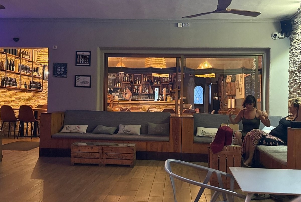 RE06-OBRO10 Local Commercial for sale in Moraira