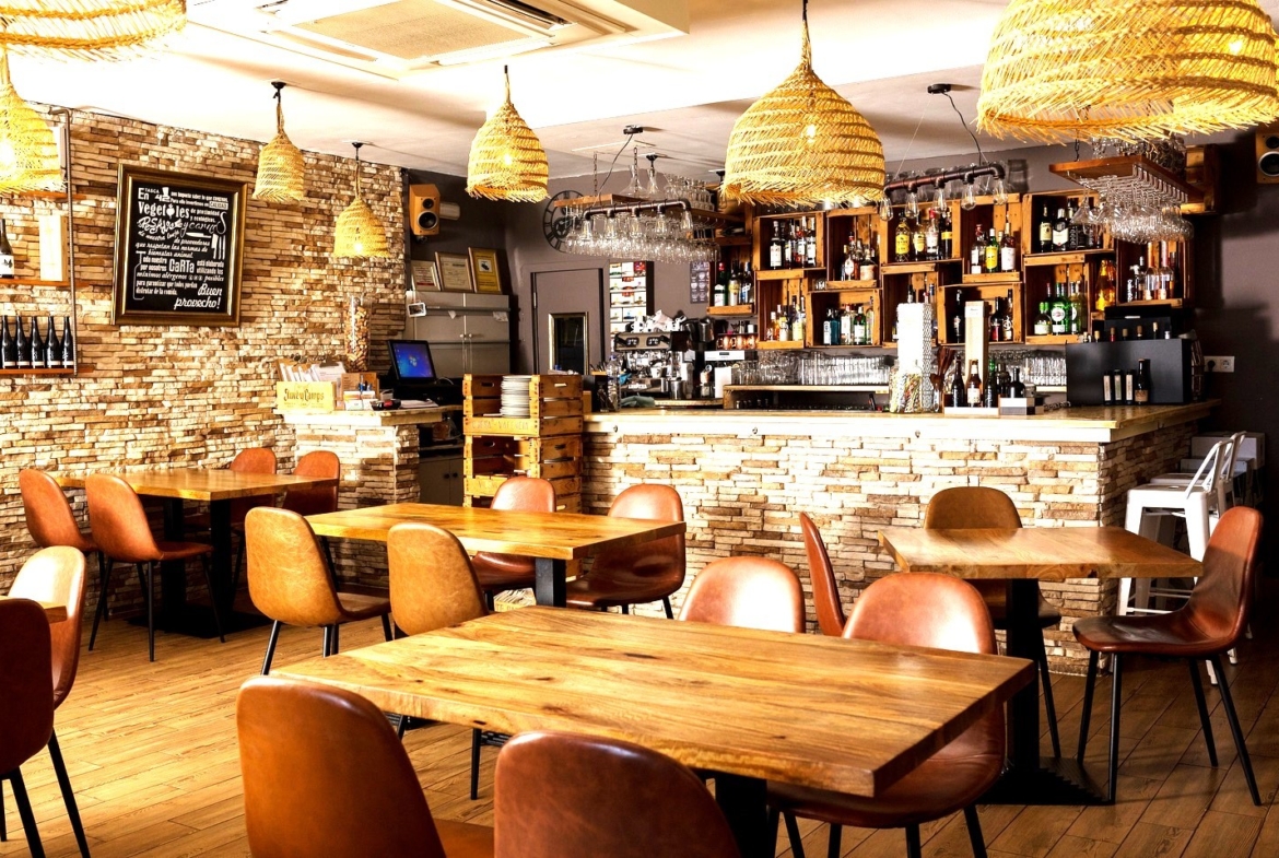 RE06-OBRO10 Local Commercial for sale in Moraira