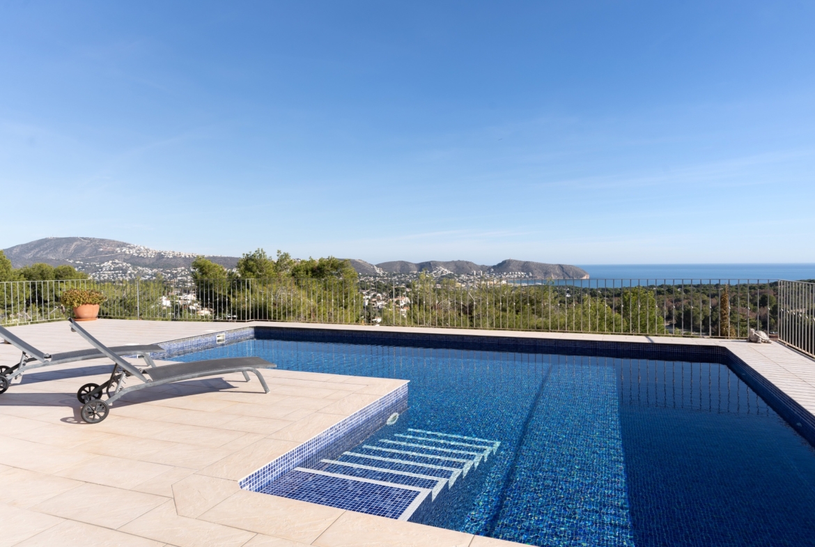 RE03-941740 Villa for sale in Moraira