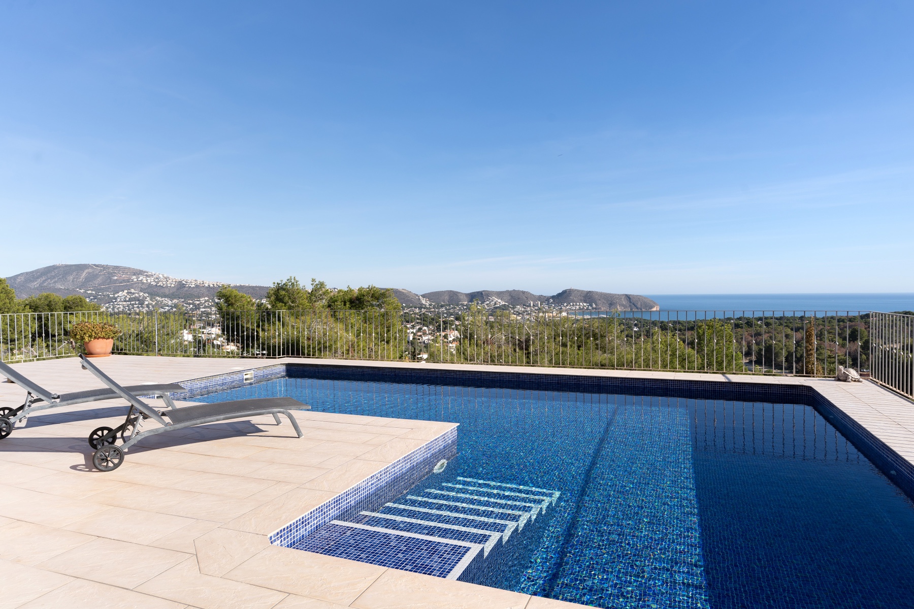 RE03-941740 Villa for sale in Moraira