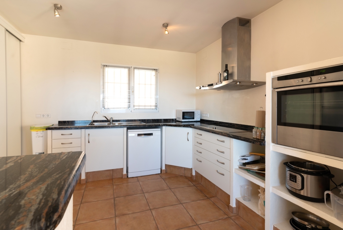 RE03-941740 Villa for sale in Moraira