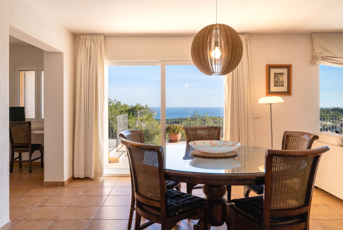 RE03-941740 Villa for sale in Moraira