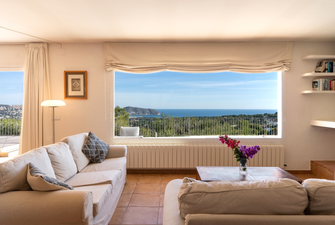 RE03-941740 Villa for sale in Moraira