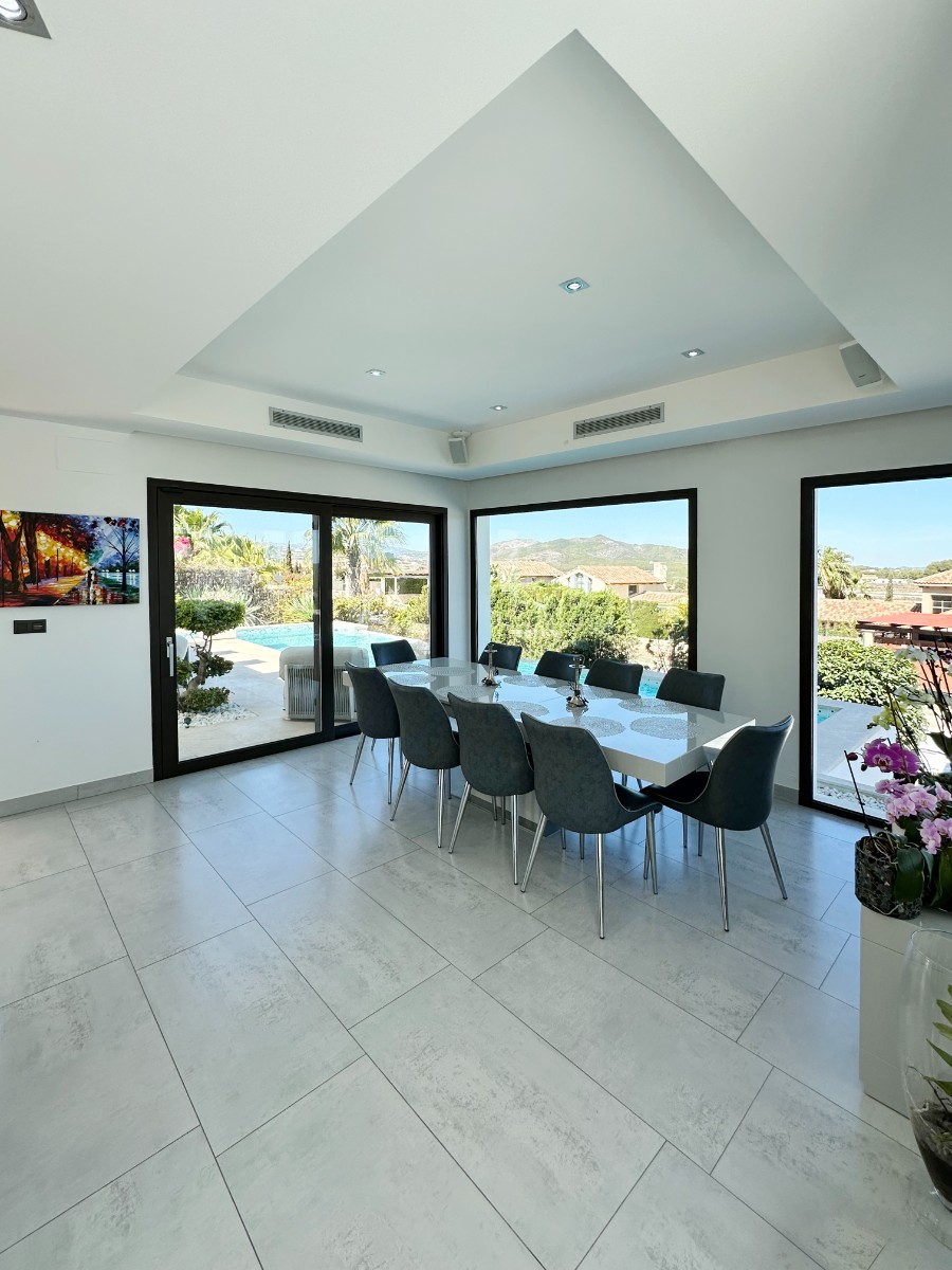 RE03-563711 Villa zum verkauf in Jávea/xàbia