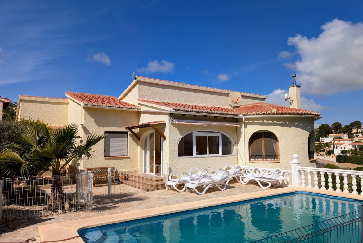 RE06-E4VFKT  Villa en venta en Benitachell