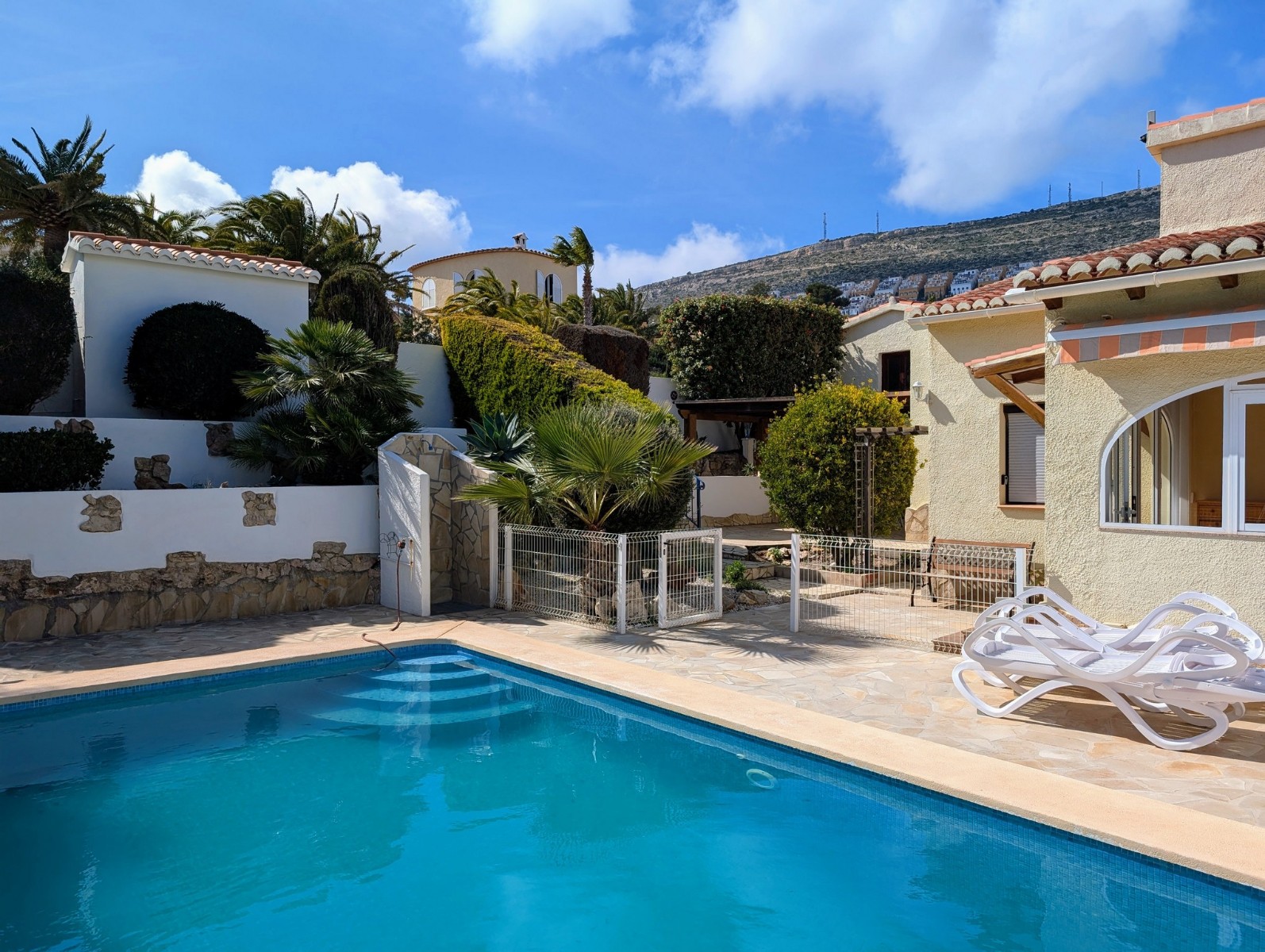 RE06-E4VFKT  Villa en venta en Benitachell