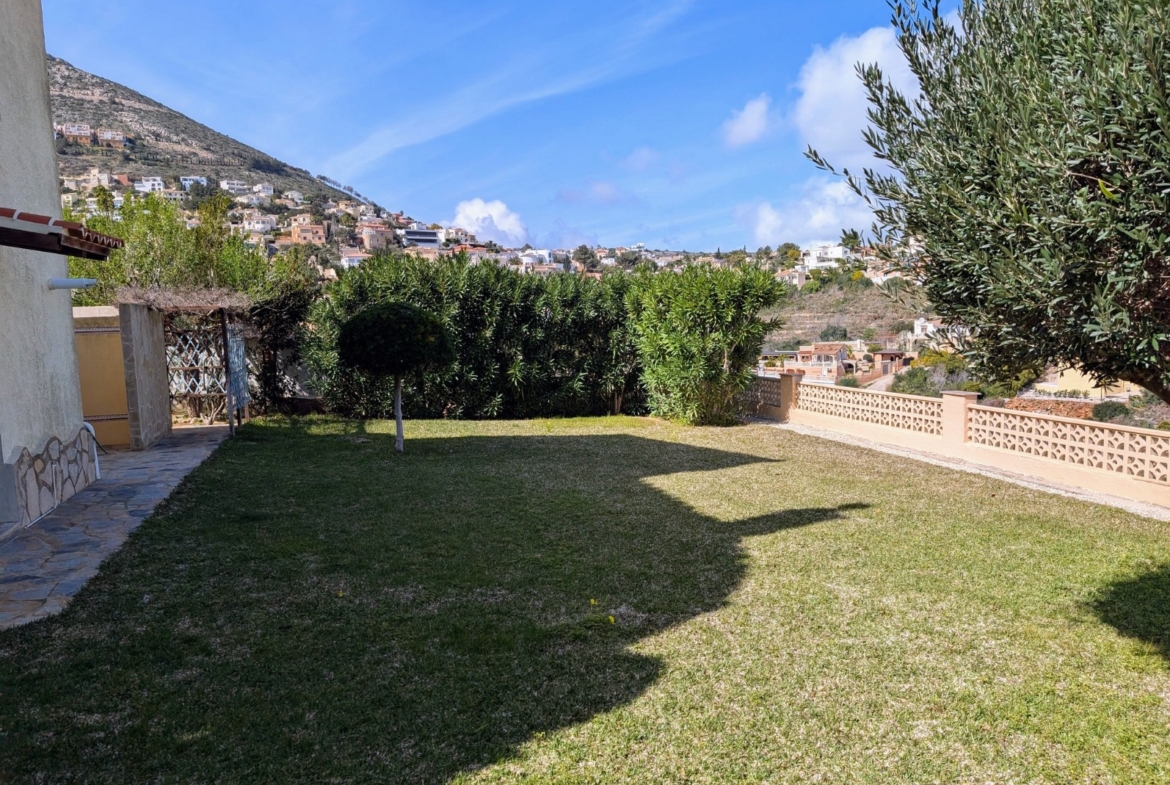 RE06-E4VFKT  Villa en venta en Benitachell