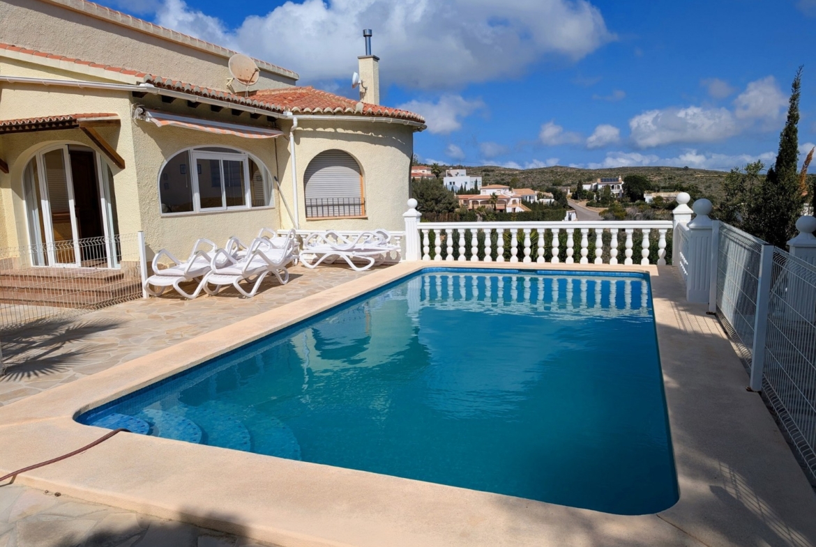 Villa for sale in Benitachell