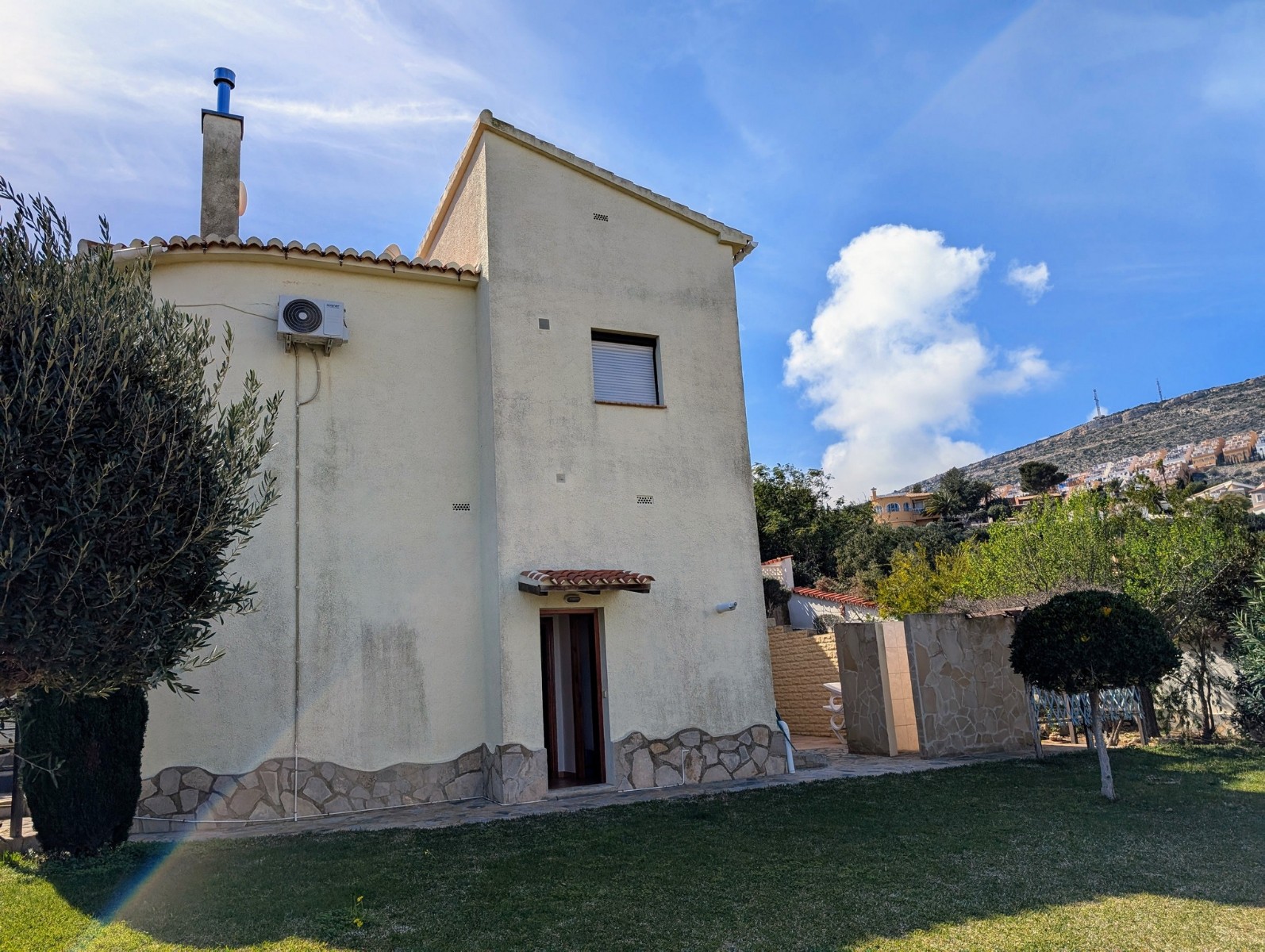 RE06-E4VFKT  Villa en venta en Benitachell