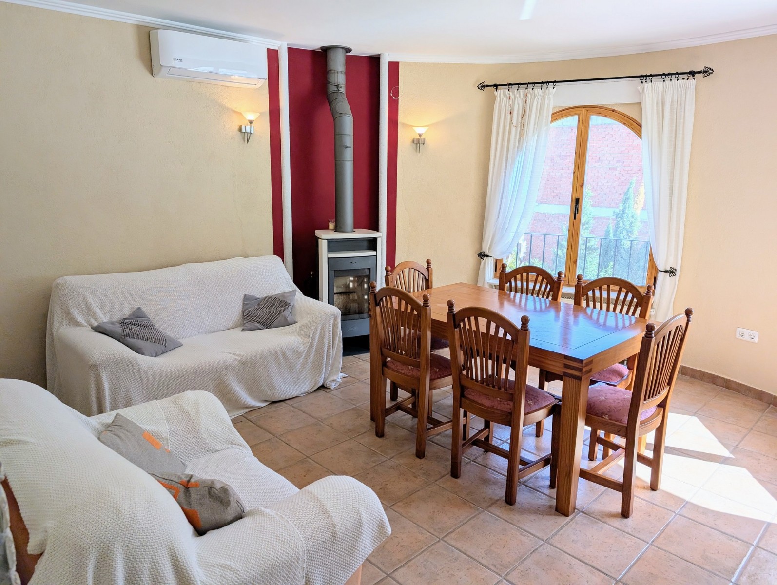 RE06-E4VFKT  Villa en venta en Benitachell