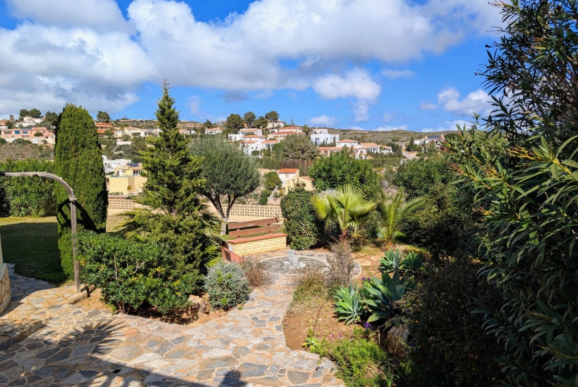 RE06-E4VFKT  Villa en venta en Benitachell