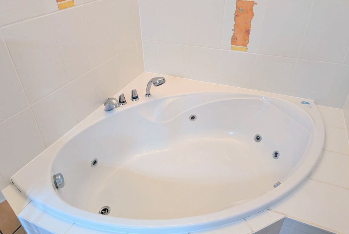 RE06-E4VFKT  Villa en venta en Benitachell