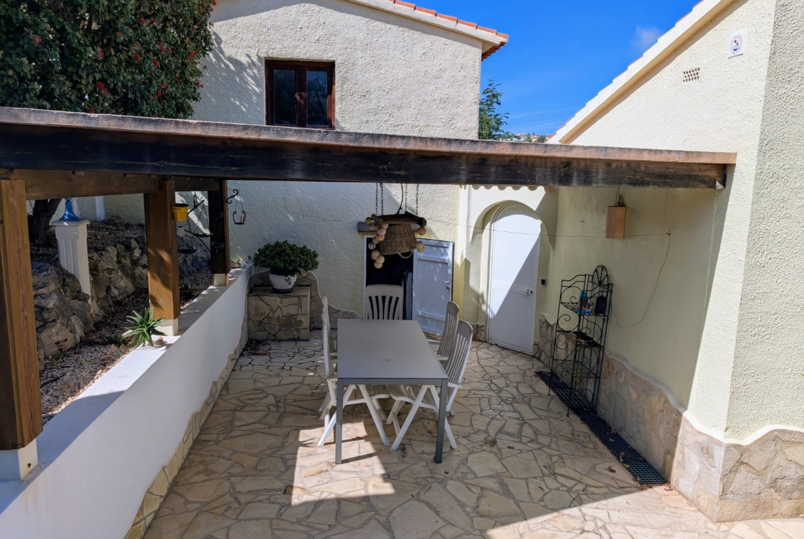 RE06-E4VFKT  Villa en venta en Benitachell