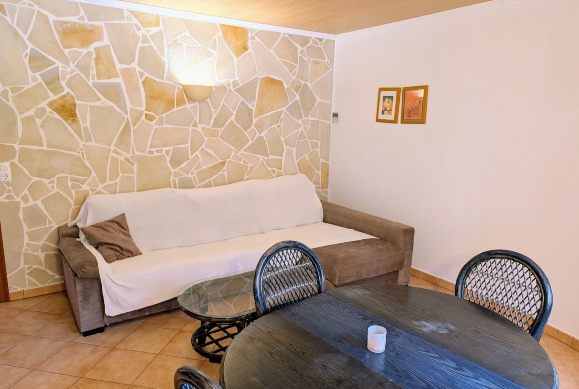 RE06-E4VFKT  Villa en venta en Benitachell