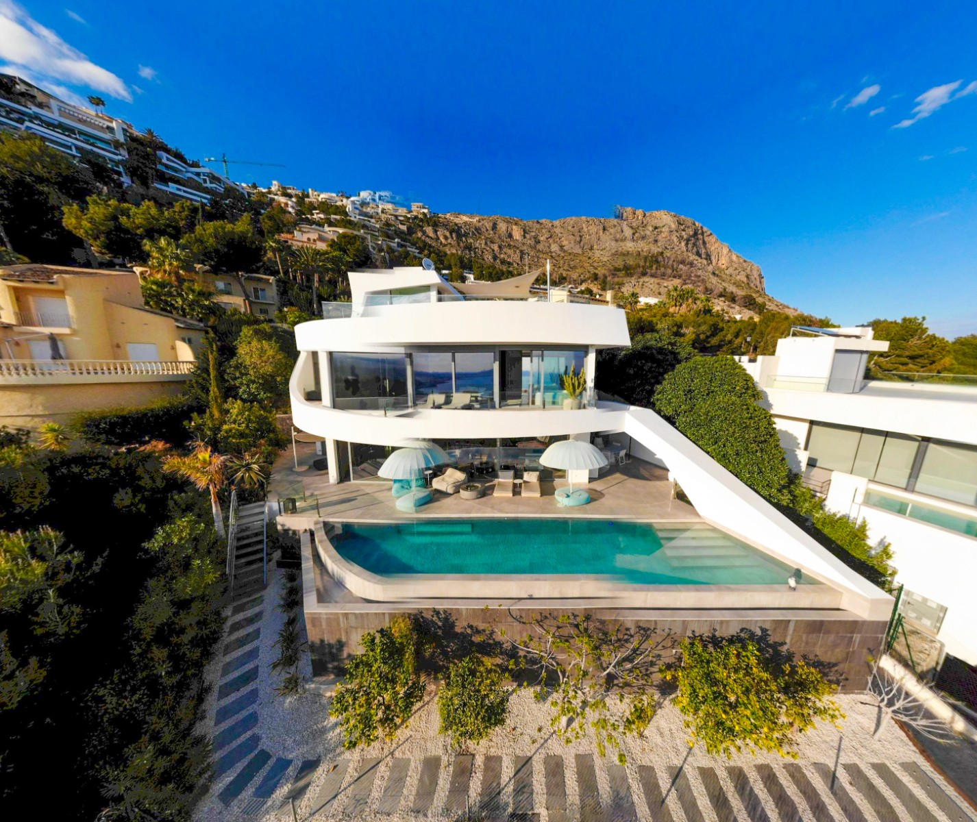 Villa for sale in Altea