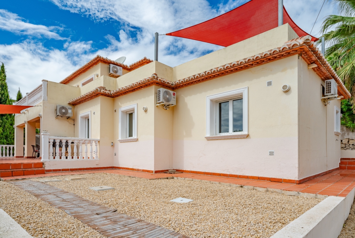 RE03-999441 Villa zum verkauf in Moraira