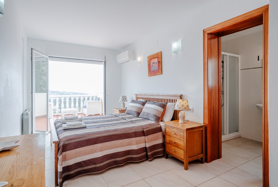 RE03-999441 Villa zum verkauf in Moraira