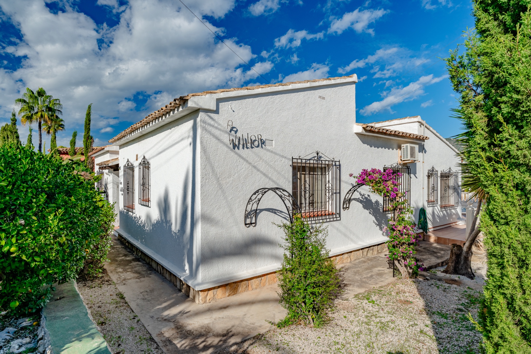 RE03-895001 Villa zum verkauf in Moraira