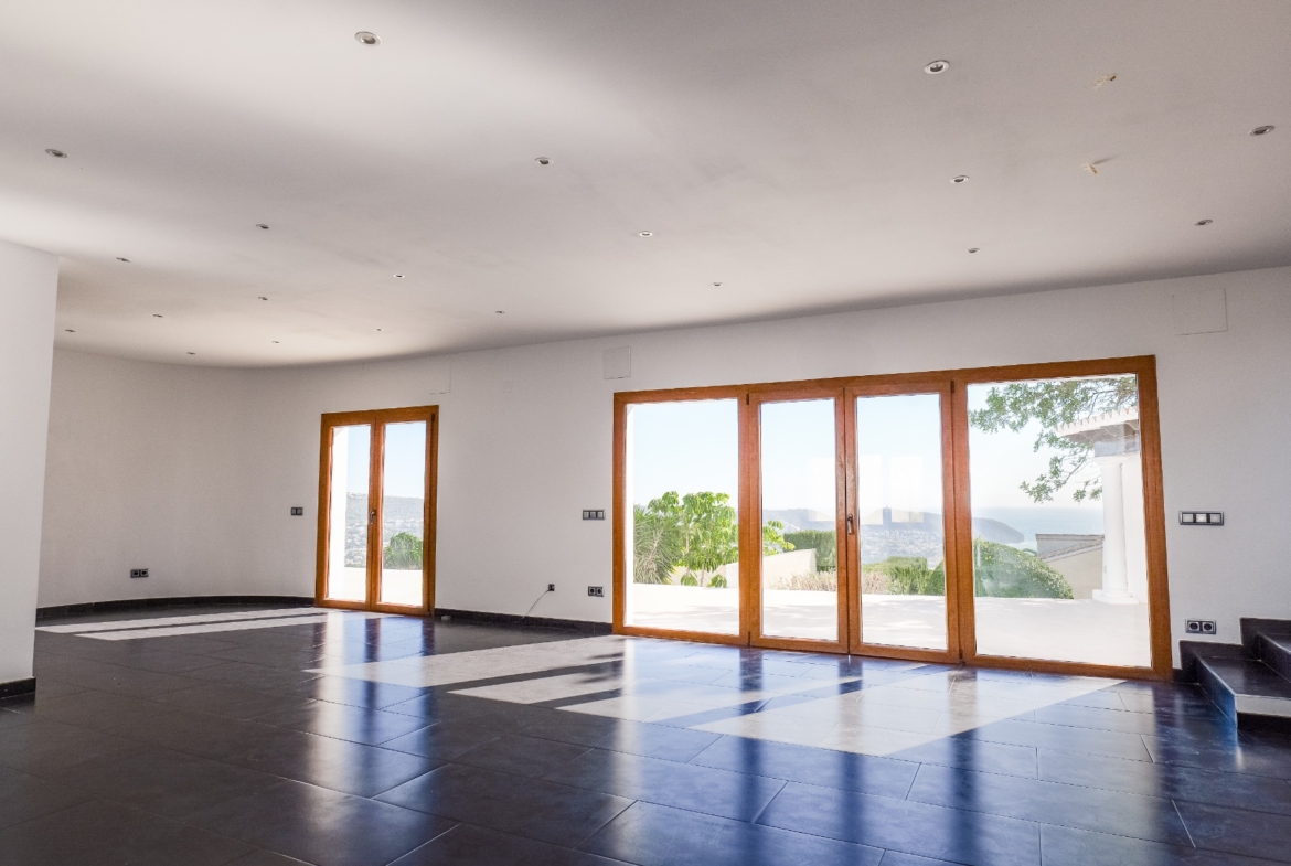 RE03-283308  Villa à la vente à Moraira