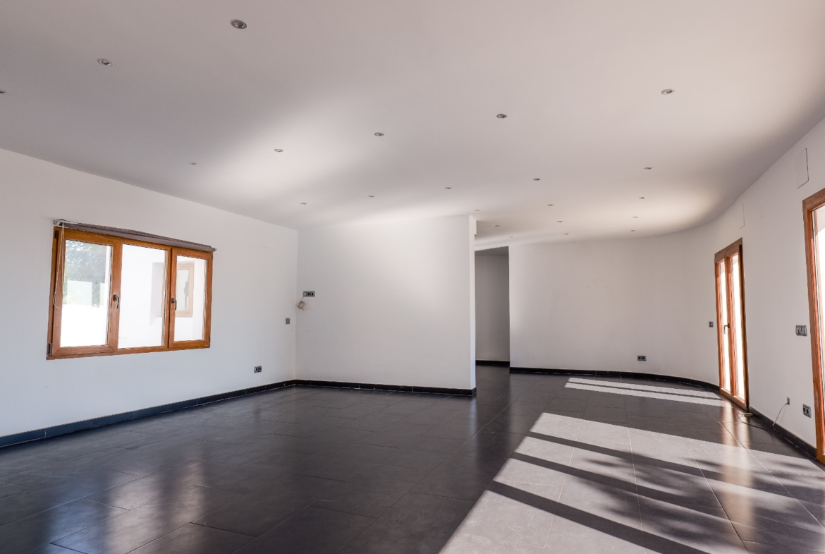 RE03-283308  Villa à la vente à Moraira