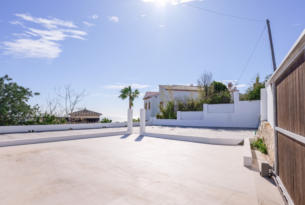 RE03-283308  Villa à la vente à Moraira