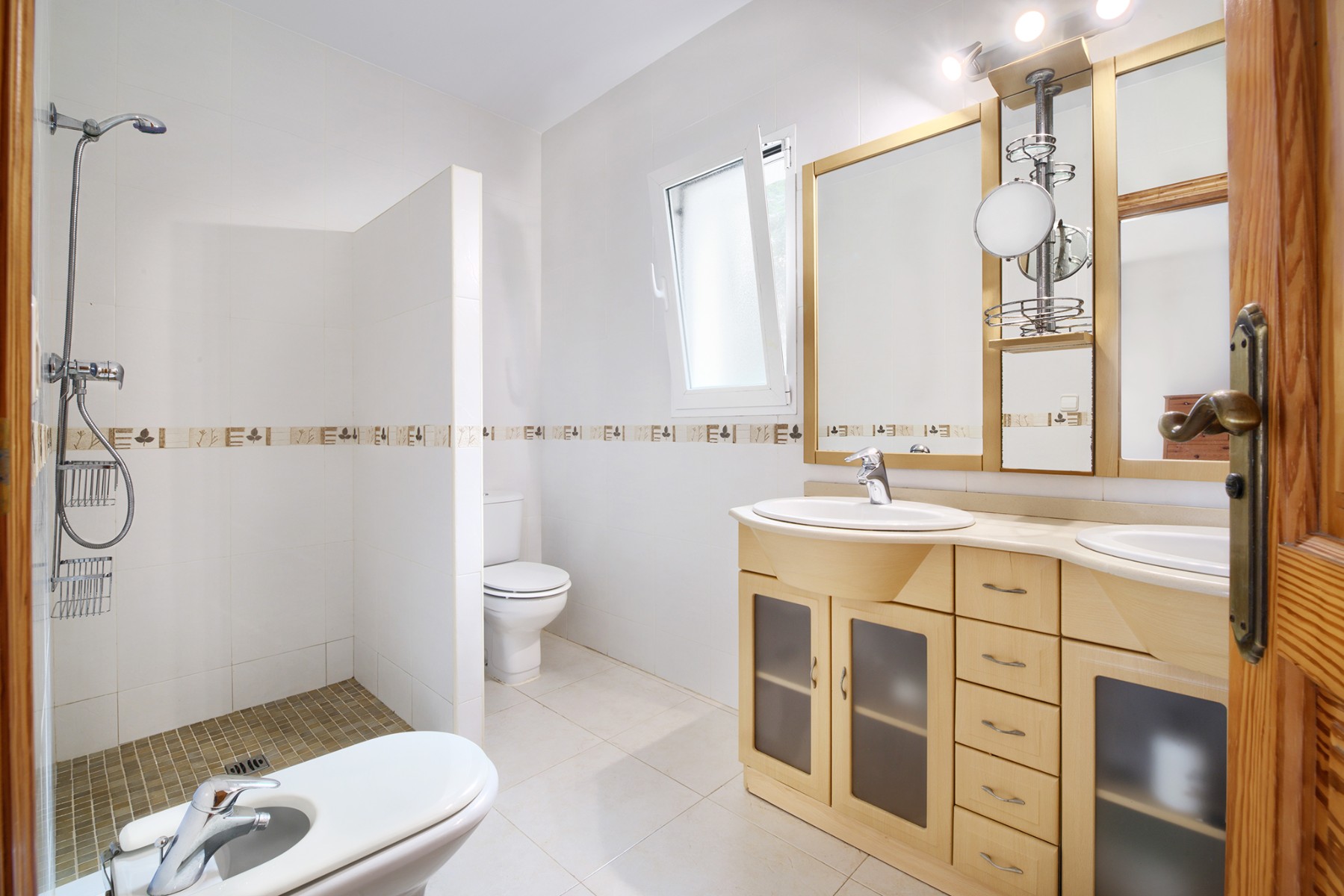 RE03-072745 Villa zum verkauf in Jávea/xàbia