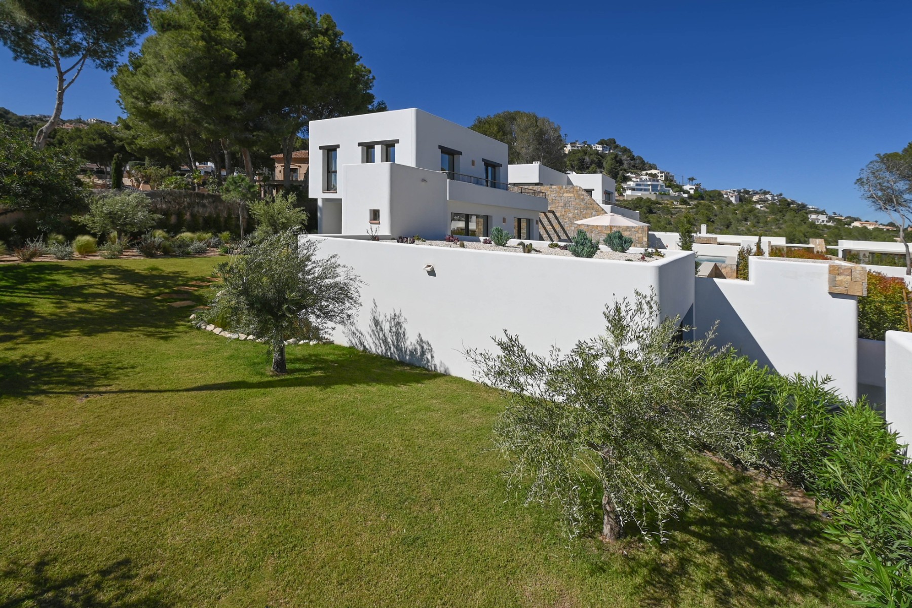 RE03-886435 Villa zum verkauf in Moraira