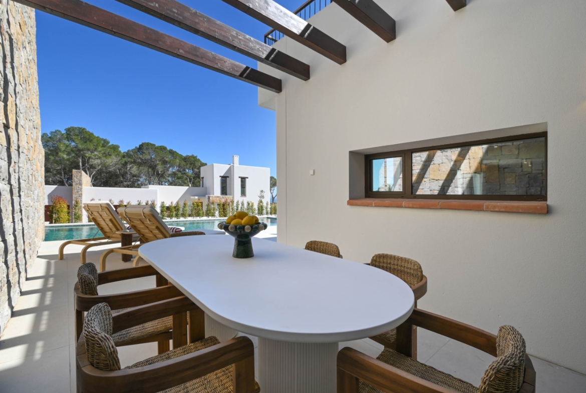 RE03-886435 Villa zum verkauf in Moraira