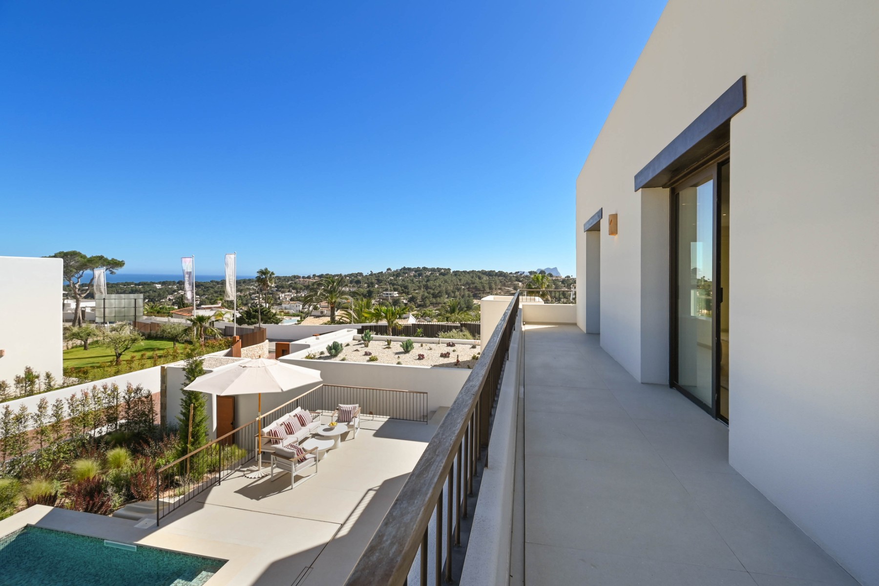 RE03-886435 Villa zum verkauf in Moraira