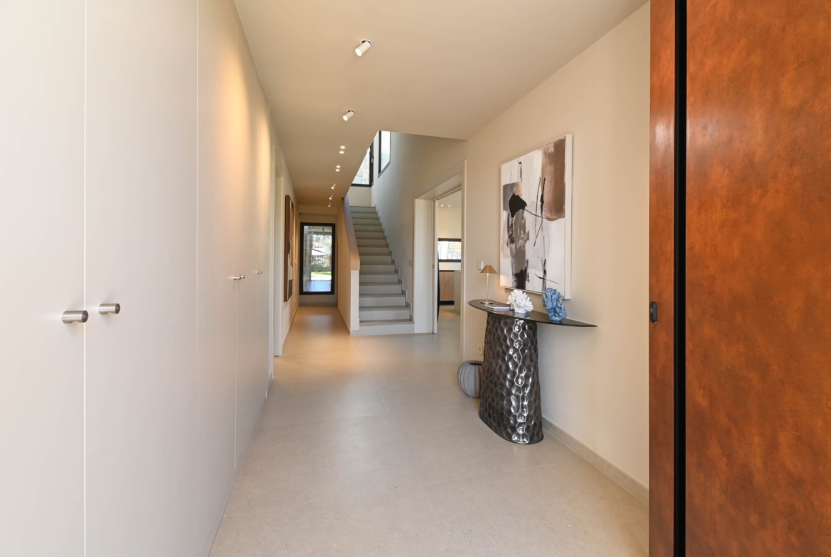 RE03-886435 Villa zum verkauf in Moraira