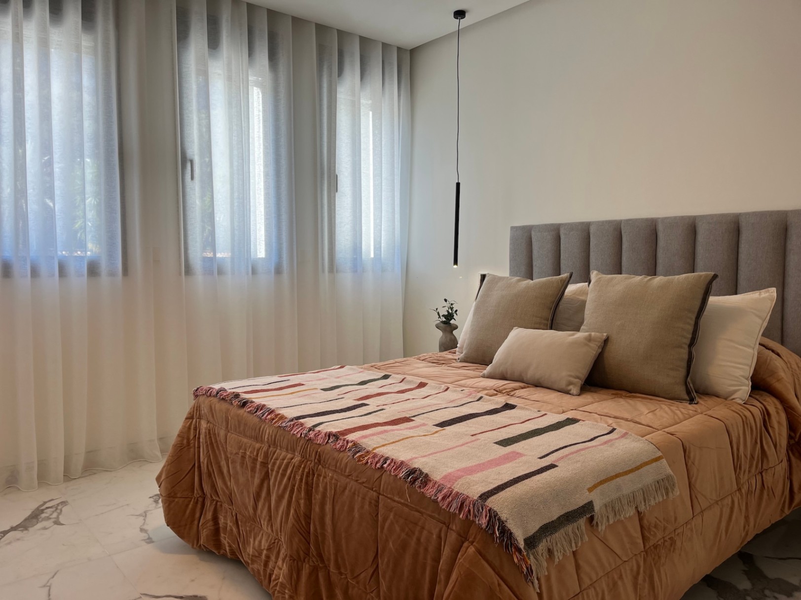 ready-new-build-for-sale-in-denia-bedroom RE02-621988 villa zum verkauf in Denia