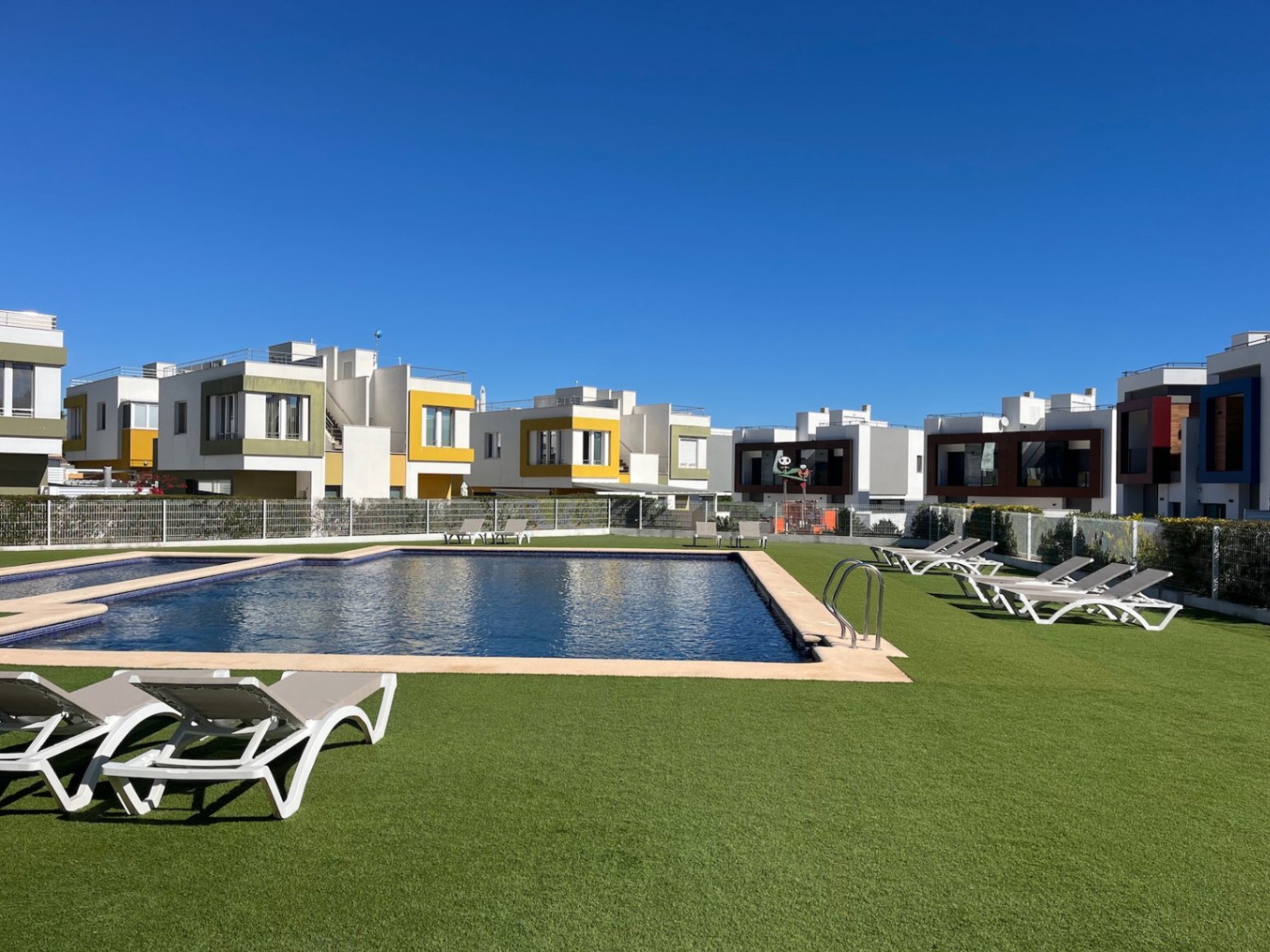 ready-new-build-for-sale-in-denia-community-swimming-pool RE02-621988 villa zum verkauf in Denia
