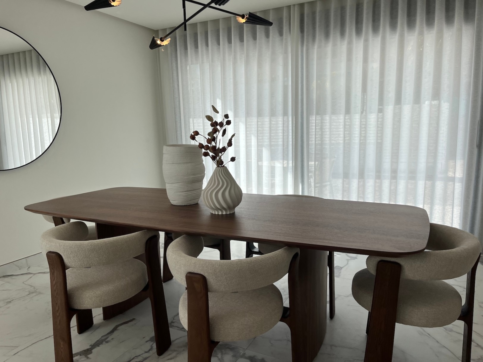 ready-new-build-for-sale-in-denia-dining-area RE02-621988 villa zum verkauf in Denia